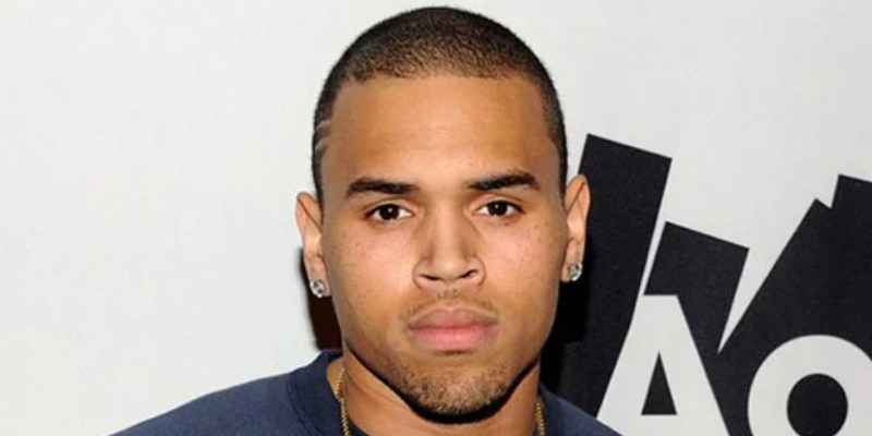 What is the birthdate of Chris Brown?