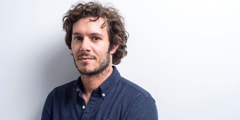 Adam Brody Quiz: How Well You Know About Adam Brody?