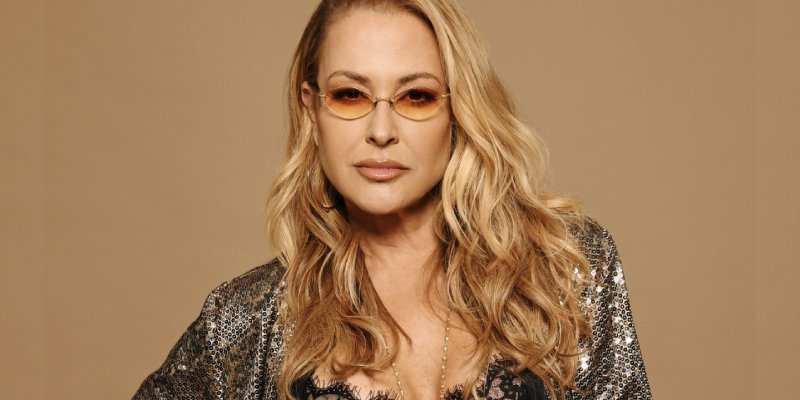 Quiz: How Much You Know Anastacia?